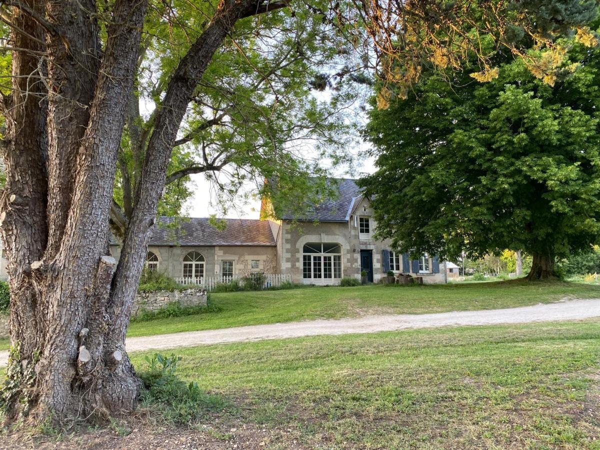 Domaine De Migny Villa Saint-Cyran-du-Jambot Exterior photo
